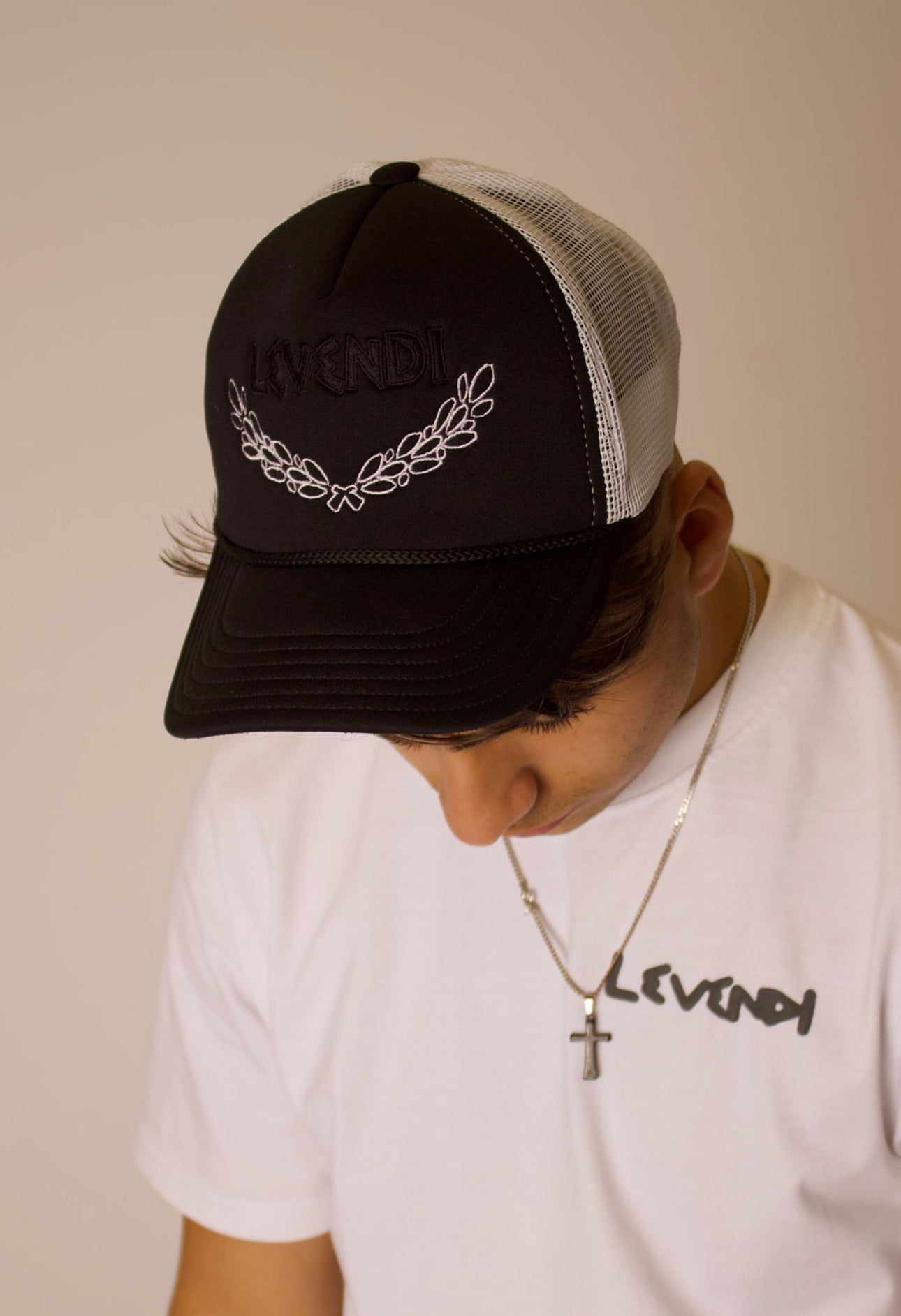 BLACK CAP "TWIY"